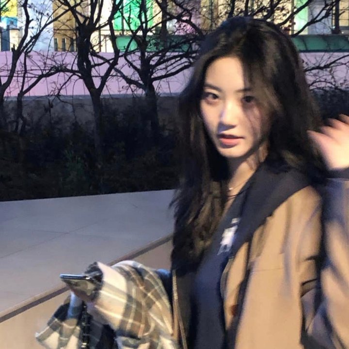 为丑女献上花束